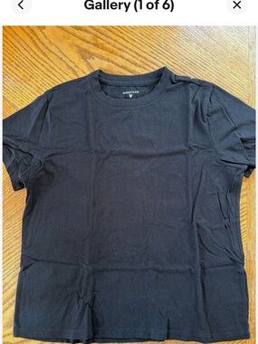 American Eagle Outfitters Classic Black Short Sleeve Crew Tee Medium NEW!